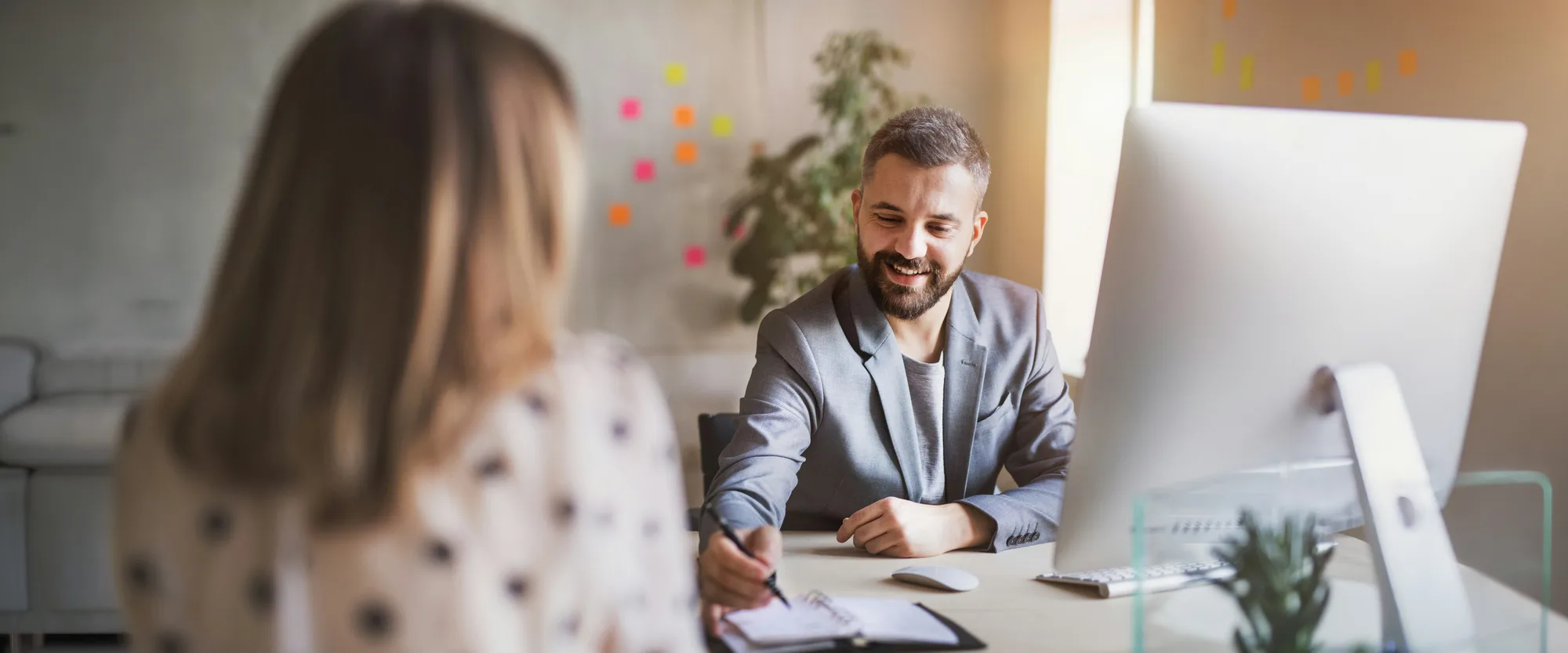Collega’s van Werkgroup tijdens een teamoverleg